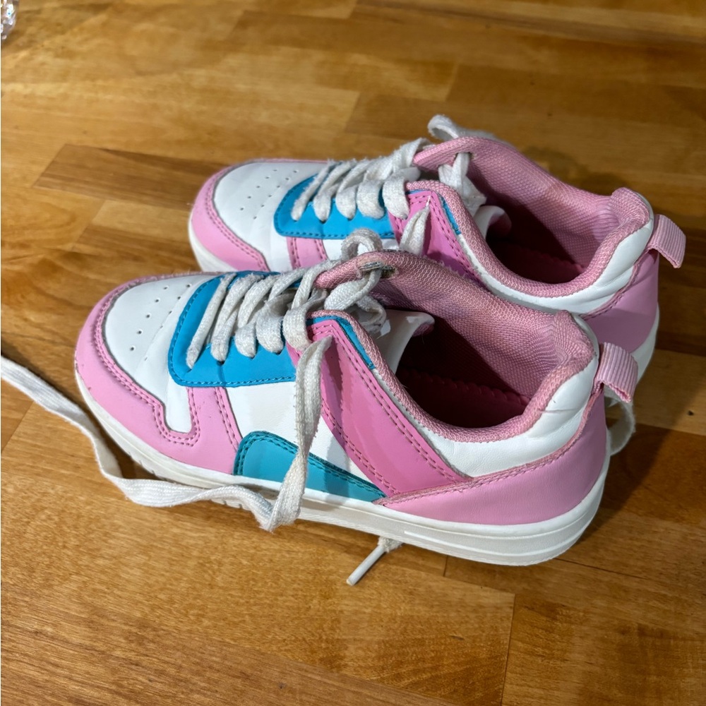 Link Kids Sneakers in Pink, Blue, and White - size 13